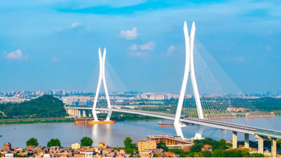 喜报！佛山市富龙西江特大桥喜获全国“2020-2025年度十大最美桥梁”称号